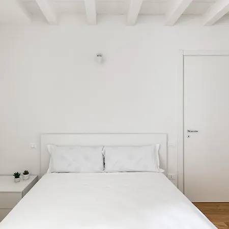 Casa Gini - Contemporary Apartman Bologna