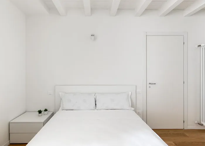 Casa Gini - Contemporary Apartman Bologna