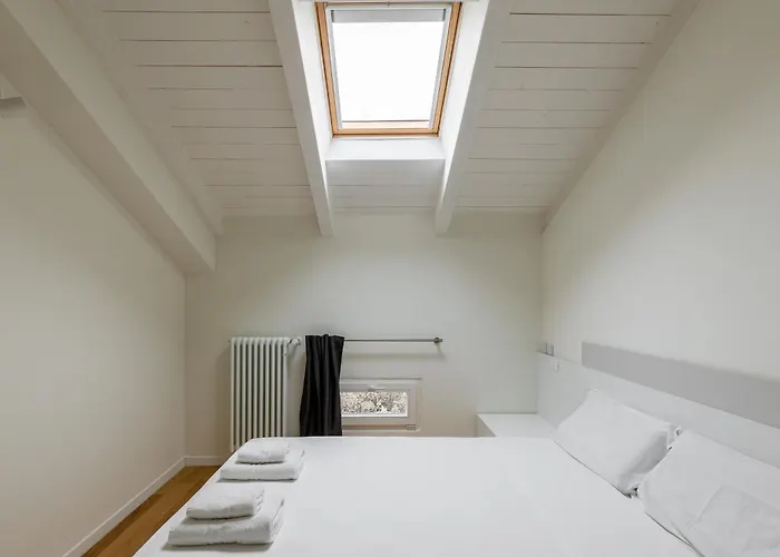 Casa Gini - Contemporary * بولونيا